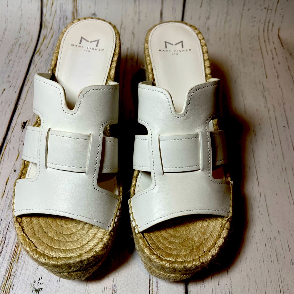 Marc Fisher espandrille